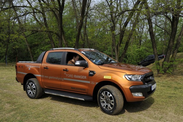 Hazai dagonyában mutatta meg, mit tud az új Ford Ranger 2 speedlight_ford_ranger_day_23
