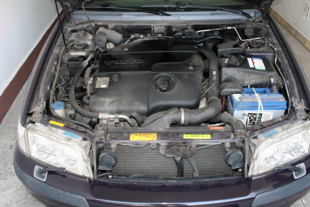 Nyugati üzemanyaggal kisebb a fogyasztás? 5 Némi olajfolyás, egészséges hang, 168 000 km után turbócsere: a motorban még nagyon sok km benne lehet