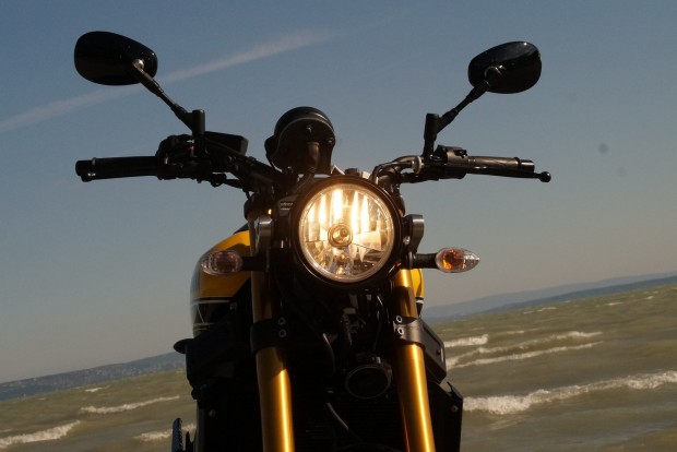 Yamaha, amivel folyamatos boldog küzdelem az élet 5 A LED-es menetjelző igazi szentségtörés lenne egy ilyen retrós gépen