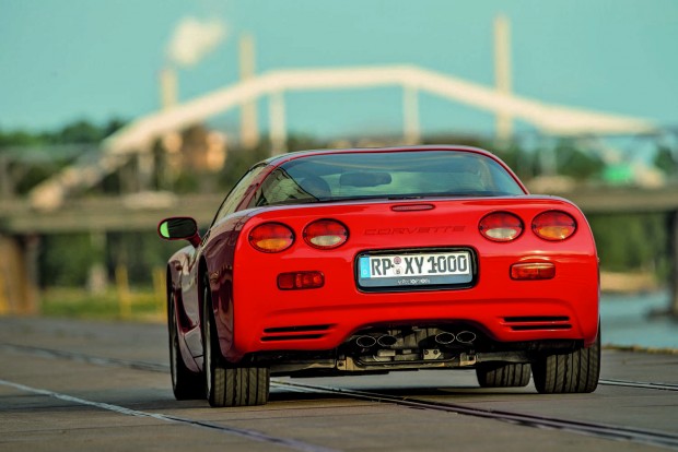 Porschét eszik reggelire 2 Tipikus Corvette-jegyek: magasan hordott fenék és négy elkülönült kerek lámpa