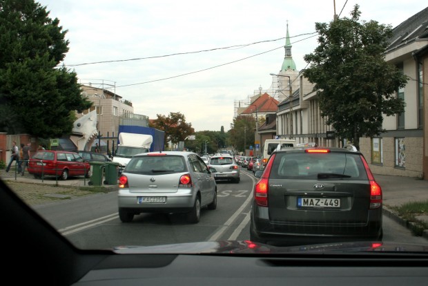 A pesti ember gyorsabb vagy a gép? 3 4