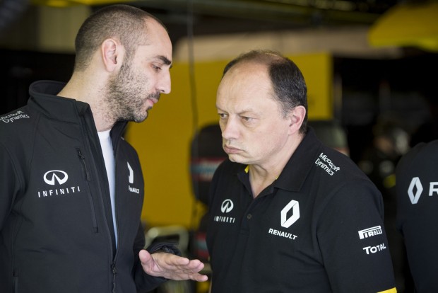 F1: Feszültség a Renault-nál, vezetésre van szükség 1 Abiteboul és Vasseur