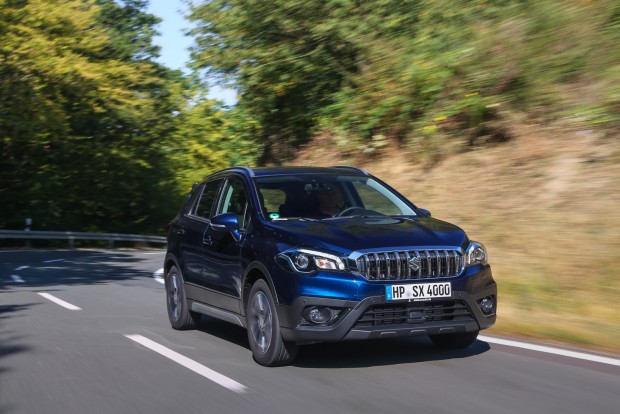 Króm grillrácsos új Suzuki, két új turbómotorral! 1 Az automata váltó nagyon lefojtja még a nagyobb, 1,4 literes turbómotort is