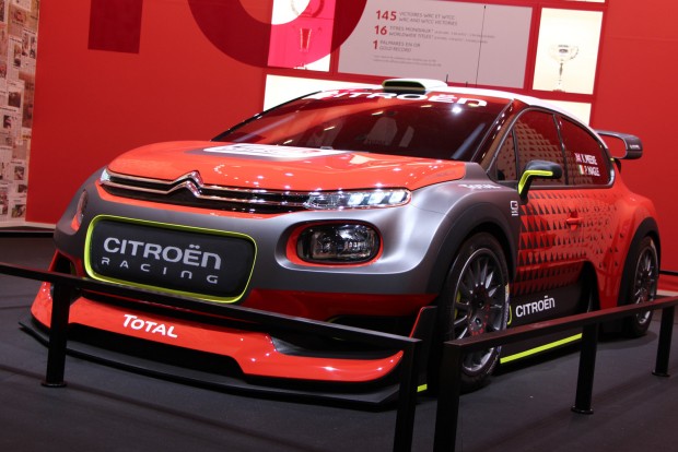 Párizs legotthonosabb szeglete, ahová el kell jutni 3 975 kilós az alap C3, a készülő C3 WRC minimumsúlya 1175 kg, 1,6-os turbómotorja 380 lóerős. A 2017-es WRC-szabályzat a széles autókkal nagyon belevaló raliautókat szül