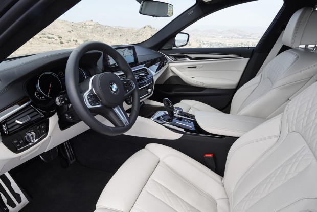 BMW 5 világpremier: amit nem tud, azt autónak nem is kell tudnia 3 P90237275-highRes