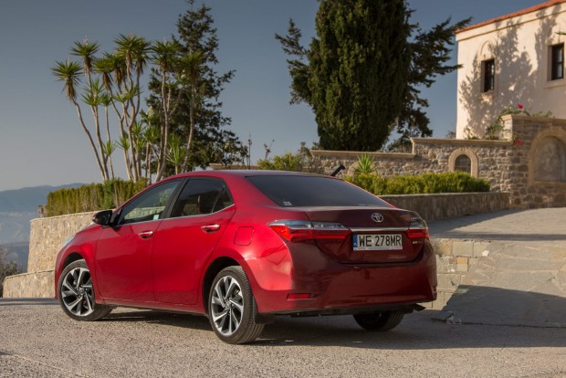 Egymillió autónál nem lehet hibázni 2 Hét liter körül átlagfogyasztással használható az 1,6-os motor