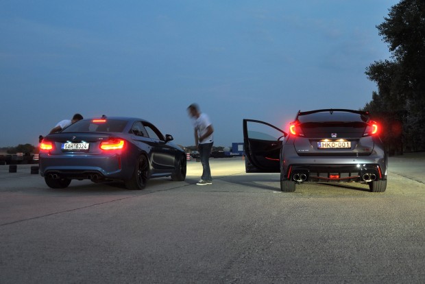 Közös teszt: BMW M2, Ford Focus RS, Honda Civic Type R 5 Köszönjük a teszt helyszínét a Tököli vezetéstechnikai és képzési központ munkatársainak! Elérhetőség: www.vezetestechnika.eu, e-mail: info@vezetestechnika.eu. Telefonszám: Mikó Viktória programmenedzser +36 20 44 33 958