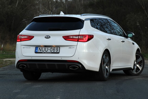 Kia Optima GT – Apa kedvence 2 Csinos lett a feneke