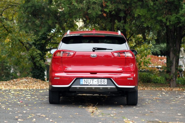 Vadiúj hibrid szabadidő-autó Koreából: Kia Niro 2 Diffúzor javítja a légellenállást