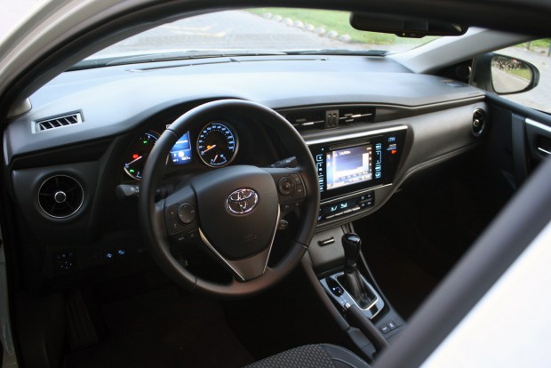 Mit tudhat egy Toyota Corolla, amit a többiek nem? 2 Sokat javult a minőségérzet a modellfrissítéssel, rá is fért