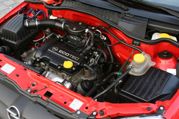 Használt autó: gyógyítás 6000 forintból 2 Finomabban jár, jobban húz, könnyebben indul Opel-gyertyákkal. A fogyasztását még nem tudom
