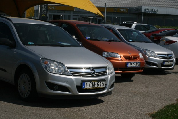 Használt autók 1,5 millió forint körül 2 Alkatrészárban verhetetlen az Opel Astra H, nagy a véálaszték, nyomottak az árak