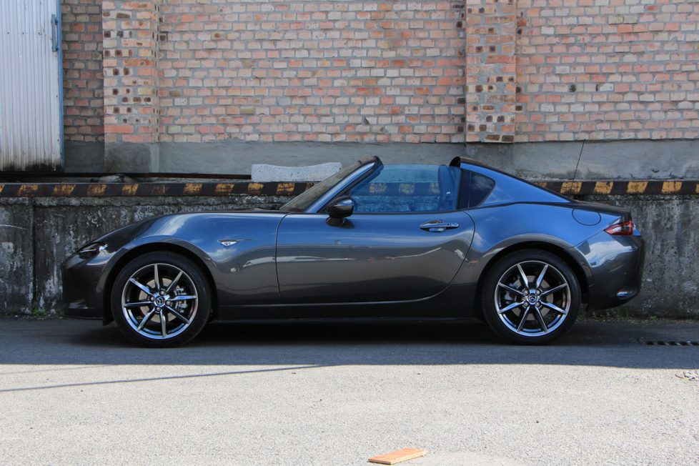 Ponyva helyett keménytető, öregszik az MX-5? 5