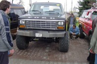 Speciális futóművel érkezett a találkozóra a Ford Bronco Ranger