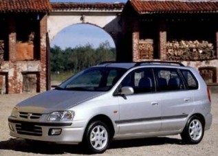Új motor a Mitsubishi Space Starhoz