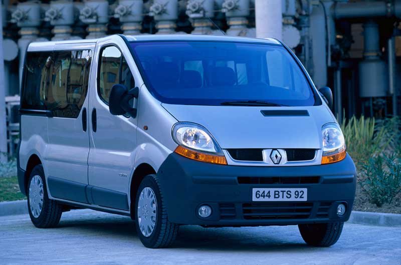 Az idei év végén vezetik be a Renault Trafic-ot, az Opel Vivaro testvérmodelljét a magyar piacon