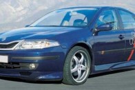 A Gia Cuzzo Renault Laguna 2001