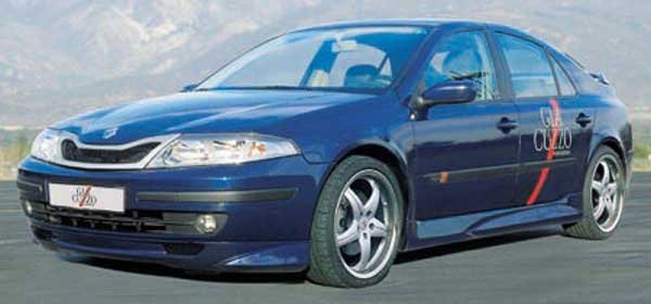 A Gia Cuzzo Renault Laguna 2001