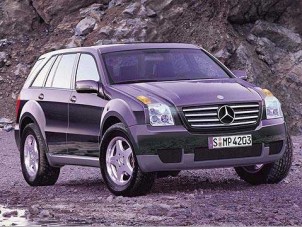 Többtagú lesz az új Mercedes M-osztály