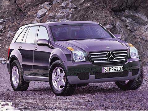 Többtagú lesz az új Mercedes M-osztály