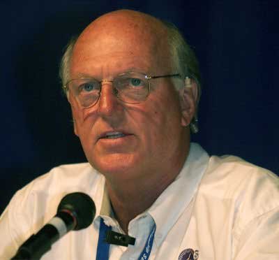 Lemondtak egy CART-versenyt a túl nagy tempó miatt