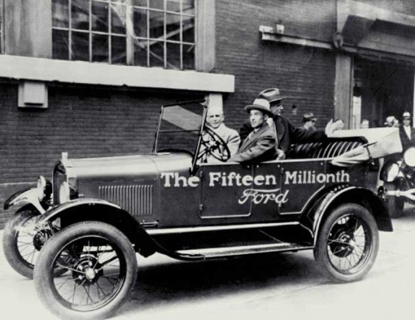 Újra gyártásba kerül a Ford T Model