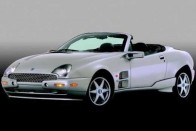 A Qvale Mangusta 320 lóerős, gyorsulása 5.4 s, végsebessége 260 kilométer/óra