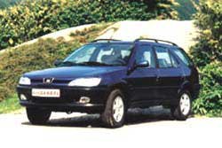 A 306 Dangel kombit 1998-ban mutatták be