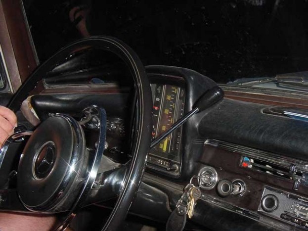 Leheletre induló autó