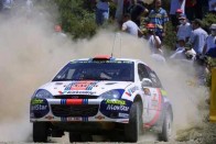 A nap folyamán sokáig vezetett, ám a nap végére meggyült a baja a gumikkal Colin McRae-nek