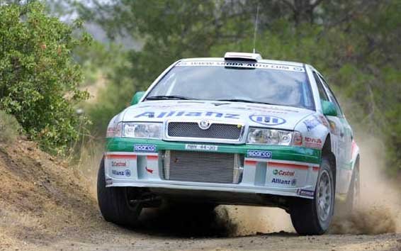 Az Argentínában történt sajnálatos baleset után szeretnének ismét pontot gyűjteni a Skoda párosai