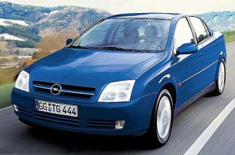 Fél évet csúszik az Opel Vectra bemutatása