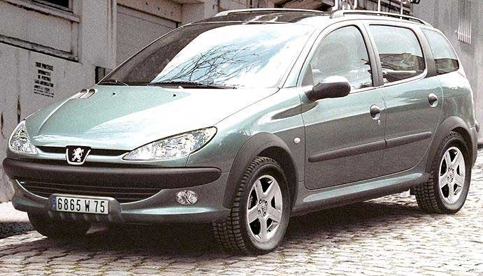 Szabadidőkombi a Peugeot 206-osból