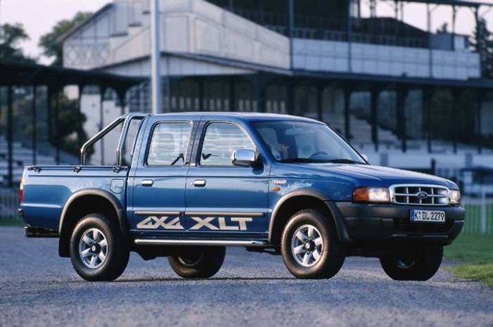 1.4 millió autót hív vissza a Ford