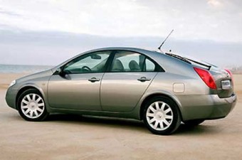 Nissan Primera öt ajtóval