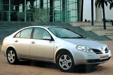 Az új Nissan Primerát kiállítja az importőr a Budapesti Autószalonon, de a belső nem lesz megtekinthető. A képen a 4 ajtós változat látható
