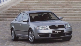 Superb-nek hívják a Skoda új nagyautóját