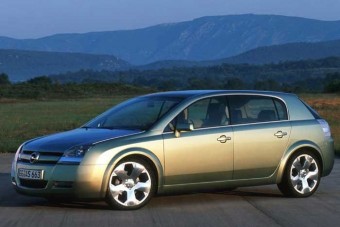Opel Signum2 tanulmány Frankfurtban