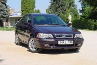 Teszt: Volvo S40 1.9D - Svéd acél, francia szív