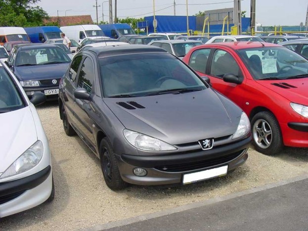 Rekordhónap a Peugeot-nál