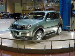 SsangYong Rexton - csúcsterepjáró Koreából