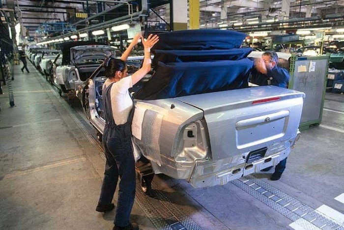 50 000 Astra Coupé és Cabrio