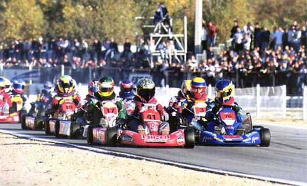 Schumacher ismét gokartba ül