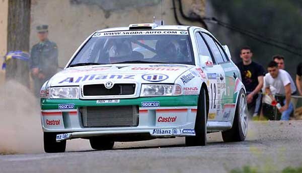 10655_83717_1000x700.jpg | Vezess | Vezess Roman Kresta lesz a harmadik versenyzője a Skoda Motorsportnak az olasz futamon