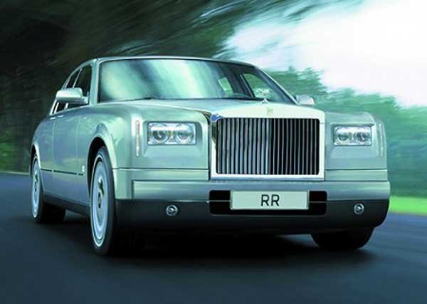 Hidrogénhajtást fejleszt a BMW a következő Rolls-Royce-hoz