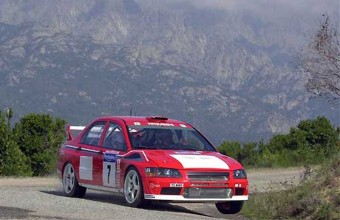 Makinen kiesett, Puras az élen az első nap után