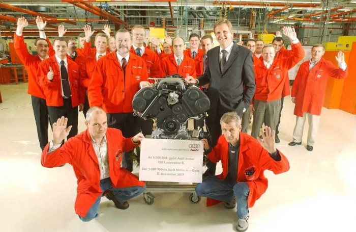 Ötmillió motor a győri Audi gyárból