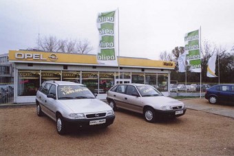 Opel Wallis - újjáalakult Opel szalon a Kerepesi úton