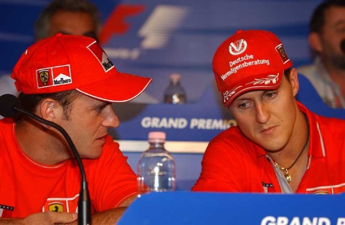 Barrichello csapattársat keres