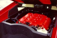 282 km/órás végsebességre képes a turbós motorral a Lotus Esprit